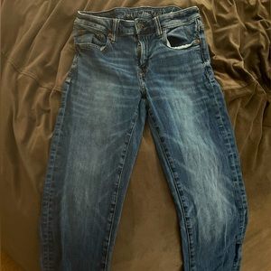American Eagle 28x30 skinny blue jeans